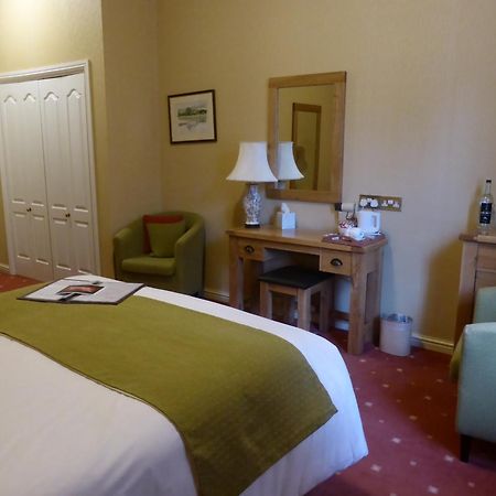 Glen-Yr-Afon House Hotel Usk Extérieur photo
